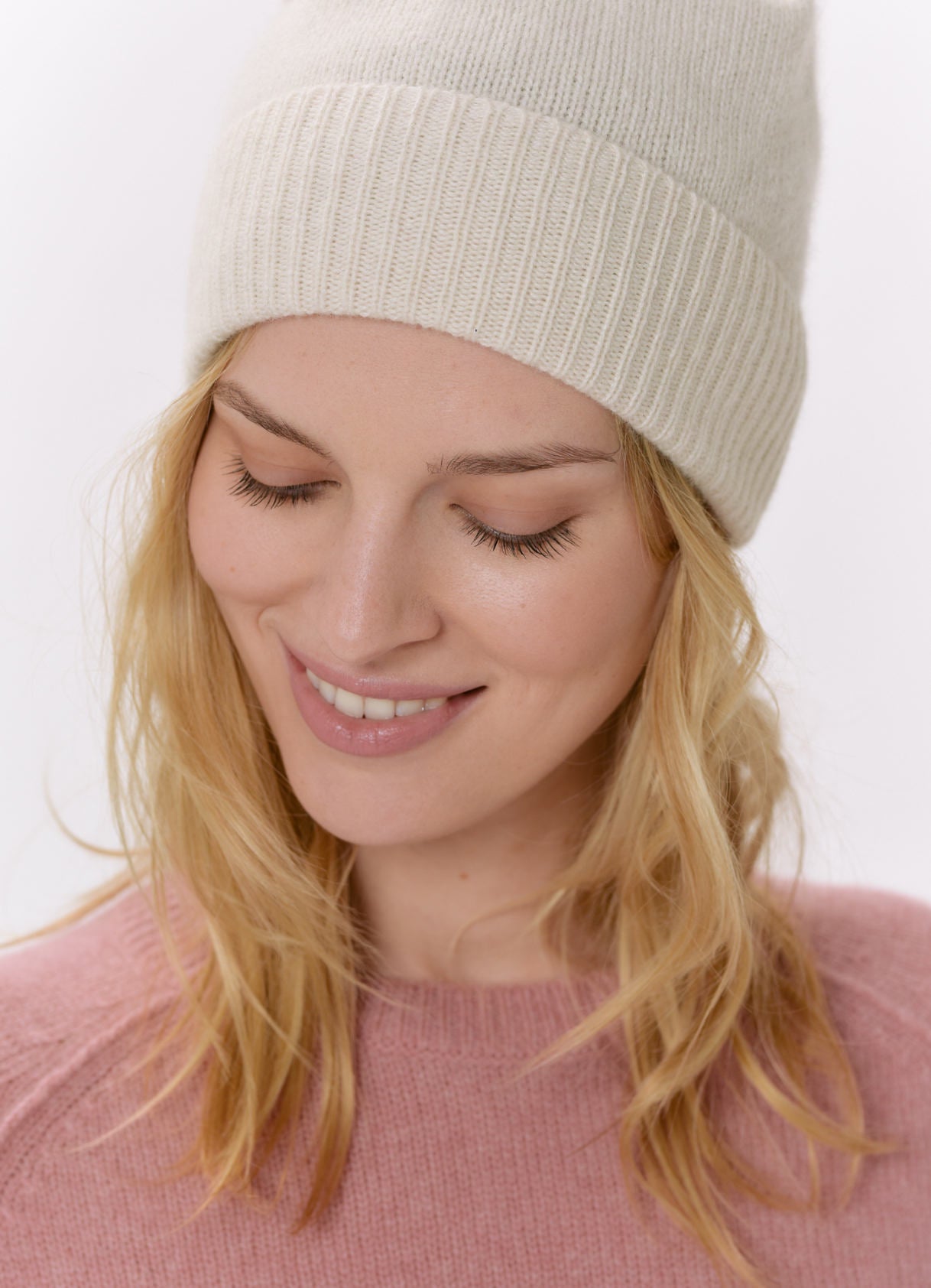 Style Republic 100% Pure Cashmere Women’s Ribbed Cuff Beanie