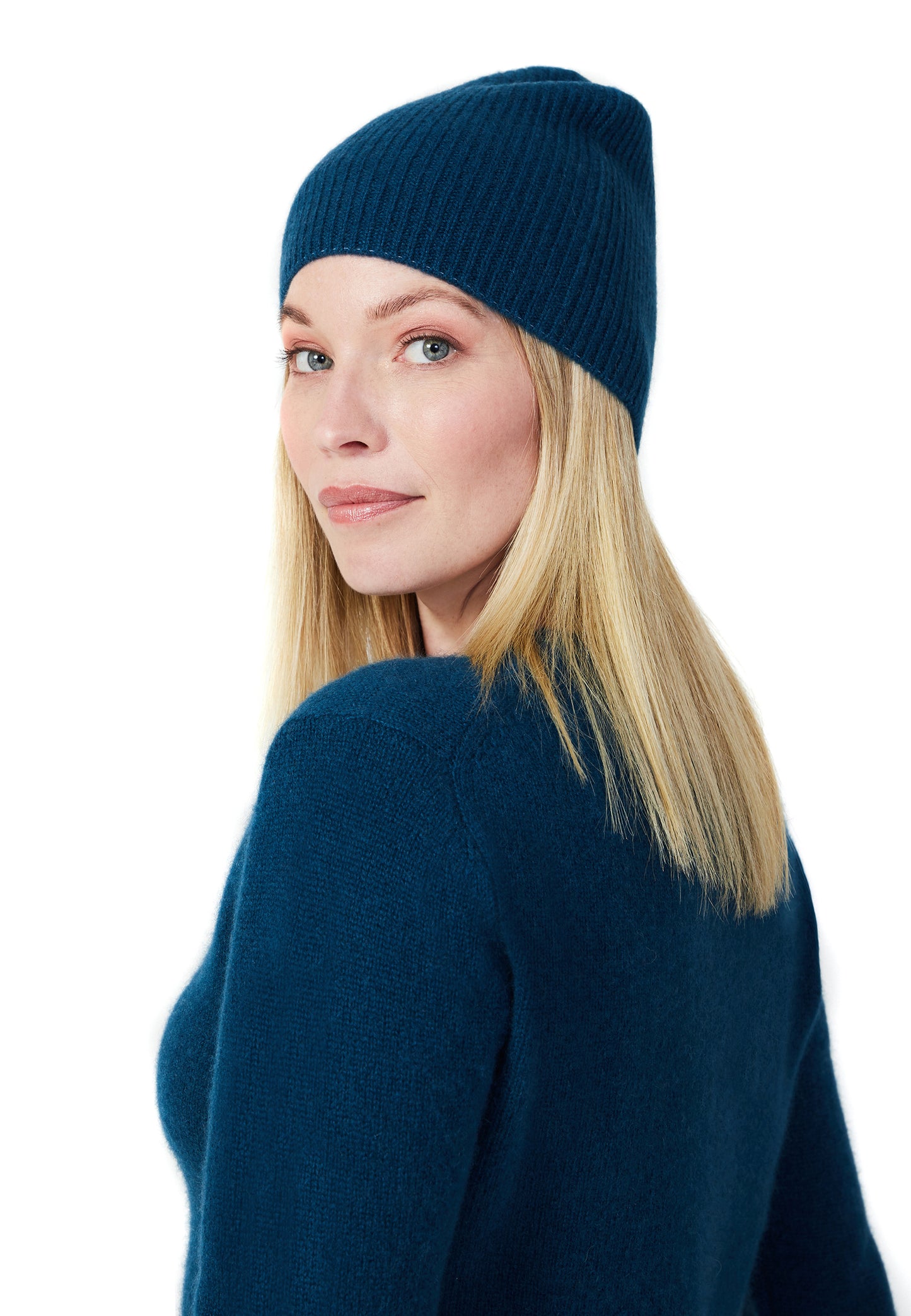 Style Republic Women’s 100% Pure Cashmere Fully Ribbed Beanie
