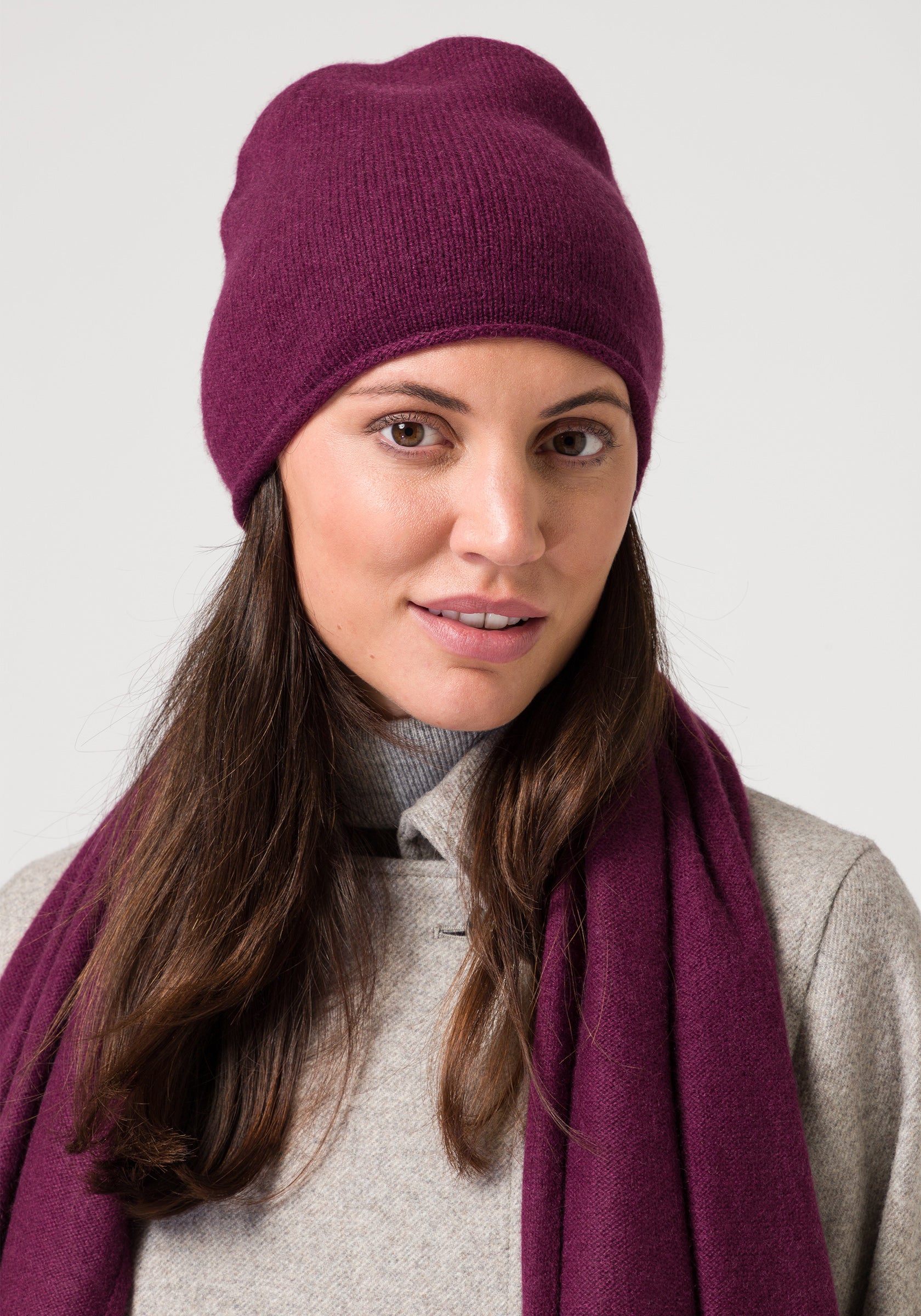 Style Republic Women's Rolled Edge Beanie - Premium Cashmere