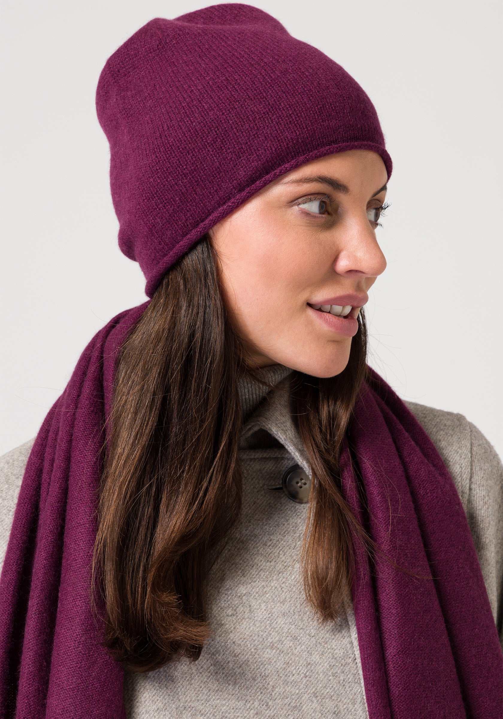 Style Republic Women's Rolled Edge Beanie - Premium Cashmere